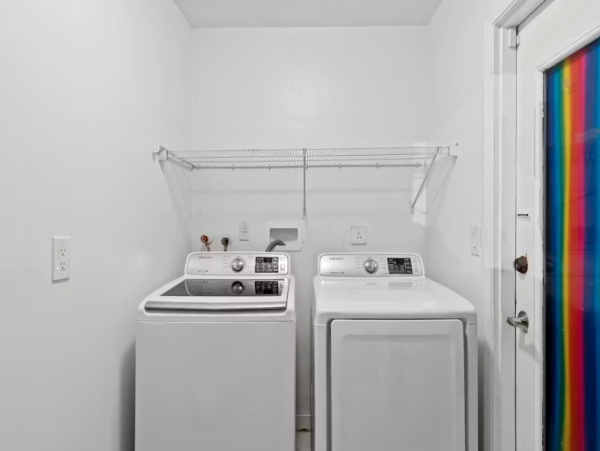 Luxurious Fort Lauderdale River Access with Heated Pool & Kayaks